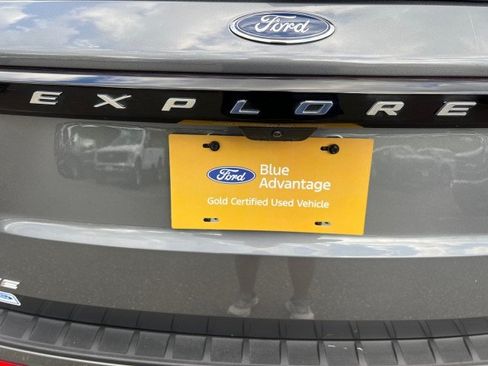 Certified 2025 Ford Explorer Active AWD/4WD image 38