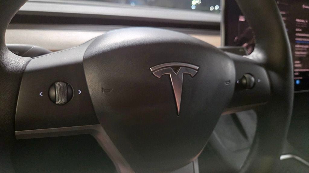 Used 2023 Tesla Model Y Long Range AWD/4WD image 51