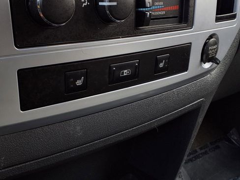 Used 2006 Dodge Ram 3500 Truck Laramie w/ Protection Group AWD/4WD image 9