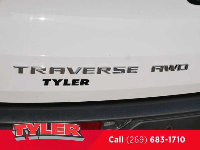 New 2027 Chevrolet Traverse LT w/ LPO, Floor Liner Package AWD/4WD image 13