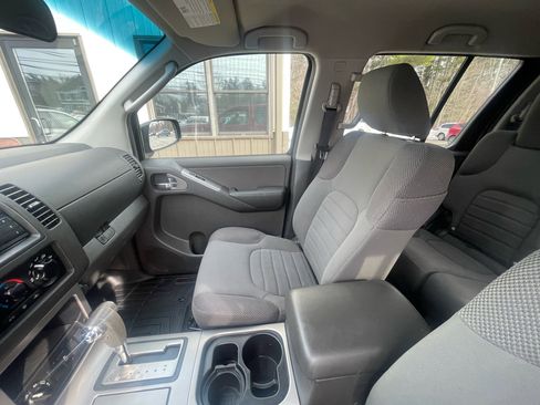 Used 2012 Nissan Pathfinder S image 16