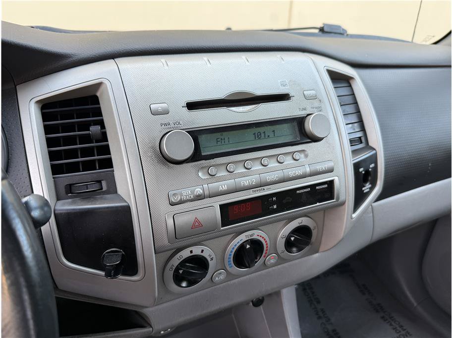 Used 2006 Toyota Tacoma PreRunner RWD image 14
