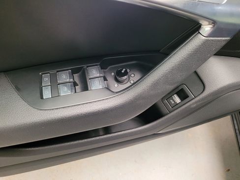 Used 2020 Audi A6 2.0T Premium image 16