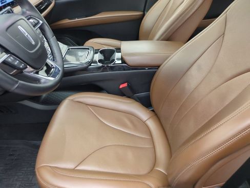 Used 2022 Lincoln Nautilus Reserve w/ Luxury Package AWD/4WD image 21