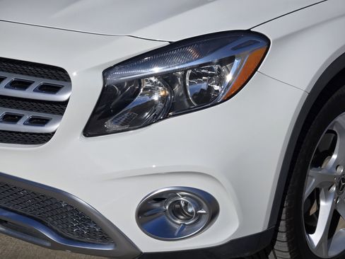 Used 2019 Mercedes-Benz GLA 250 image 13