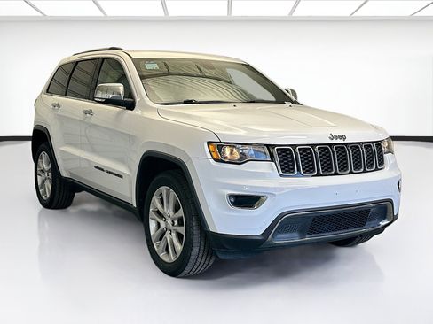Used 2017 Jeep Grand Cherokee Limited w/ Trailer Tow Group IV image 3