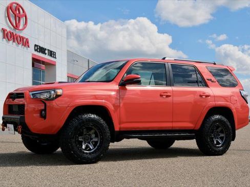 Certified 2024 Toyota 4Runner TRD Off-Road Premium w/ Moonroof Package AWD/4WD image 1