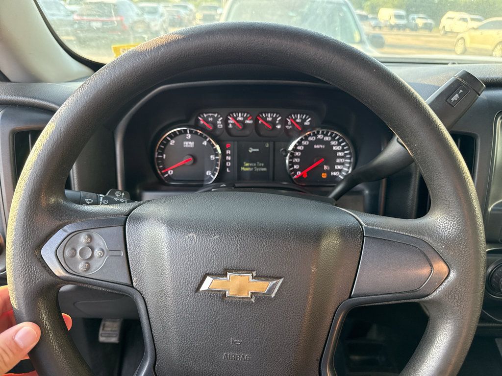 Used 2018 Chevrolet Silverado 1500 W/T w/ WT Convenience Package AWD/4WD image 11