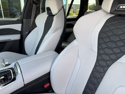 Used 2025 BMW X5 M Competition image 15