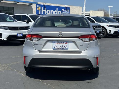 Used 2023 Toyota Corolla LE w/ Carpet Mat Package (TMS) image 23