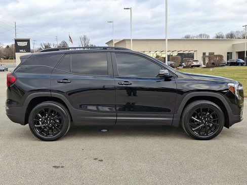 Certified 2023 GMC Terrain SLE w/ Driver Convenience Package image 26