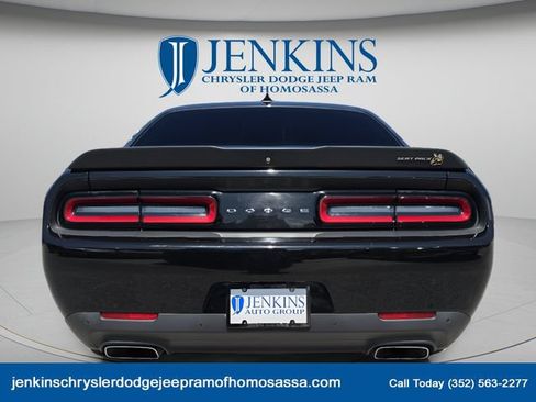 Used 2021 Dodge Challenger R/T Scat Pack RWD image 4