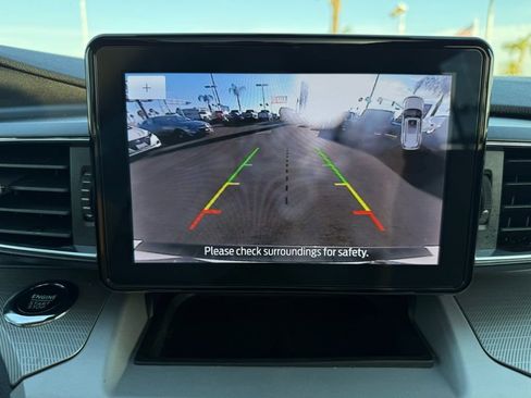 Used 2024 Ford Explorer XLT w/ Equipment Group 202A image 32