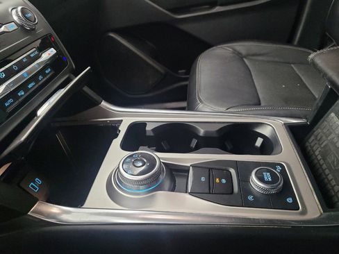 Used 2020 Ford Explorer Limited image 26