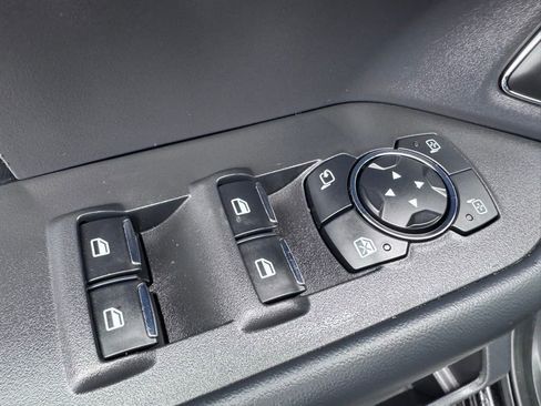 Used 2024 Ford Expedition Platinum AWD/4WD image 30