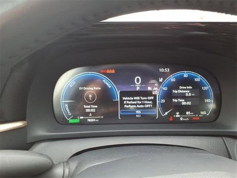 Used 2023 Toyota Crown Limited image 22