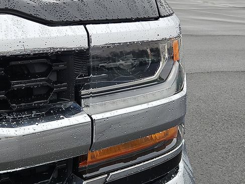 Used 2018 Chevrolet Silverado 1500 LT image 9