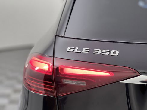 Used 2025 Mercedes-Benz GLE 350 350 image 12