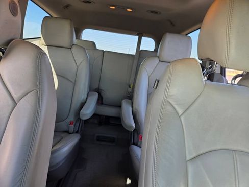 Used 2015 Chevrolet Traverse LT AWD/4WD image 39