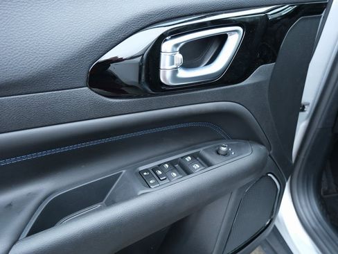 New 2026 Jeep Compass Latitude AWD/4WD image 26