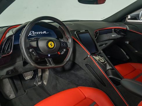 Certified 2022 Ferrari Roma RWD image 18