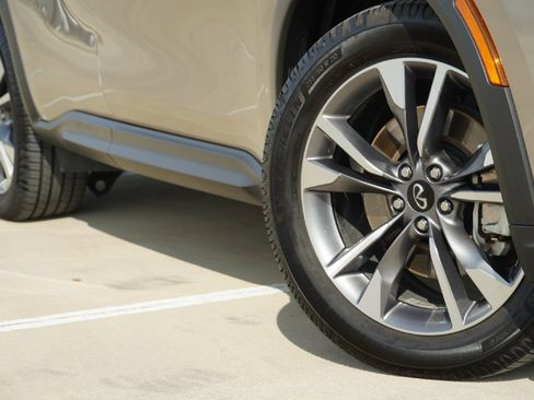 Certified 2023 INFINITI QX60 Luxe w/ Cargo Package image 3