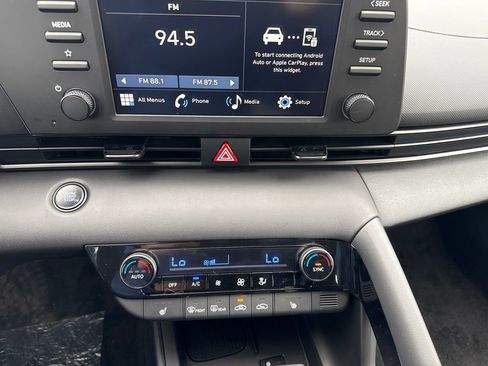 New 2026 Hyundai Elantra SEL Sport Premium FWD image 23