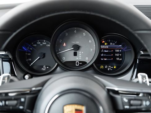 Certified 2026 Porsche Macan S AWD/4WD image 14
