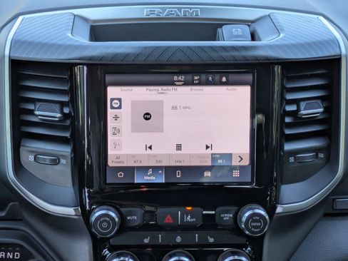 New 2026 RAM 1500 4x4 Crew Cab image 19