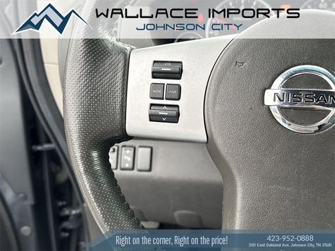 Used 2011 Nissan Pathfinder SV w/ Protection Pkg image 28