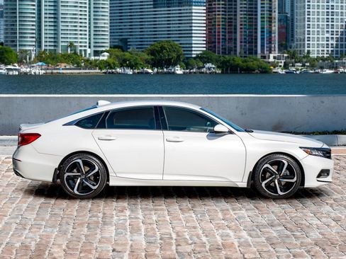 Certified 2019 Honda Accord Sport image 4