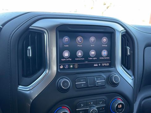 Used 2021 Chevrolet Silverado 1500 LT Trail Boss image 16