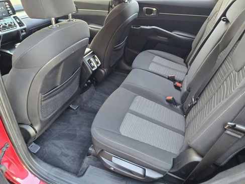 Used 2022 Kia Sorento LX AWD/4WD image 34