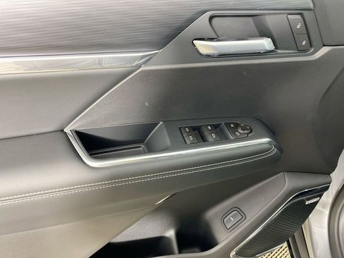 Used 2026 GMC Acadia Elevation w/ Black Edition image 13