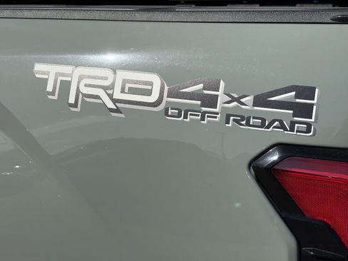 Used 2023 Toyota Tundra Limited w/ TRD Off-Road Package AWD/4WD image 9