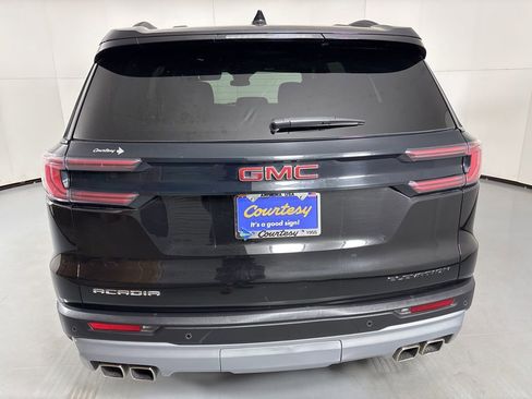 Used 2025 GMC Acadia Elevation FWD image 7