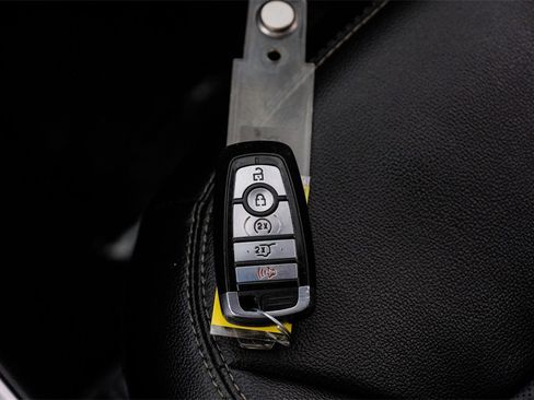 Used 2021 Ford Explorer Limited w/ Equipment Group 301A image 63