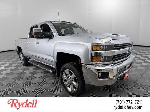 Used 2017 Chevrolet Silverado 2500 LTZ w/ Duramax Plus Package image 7
