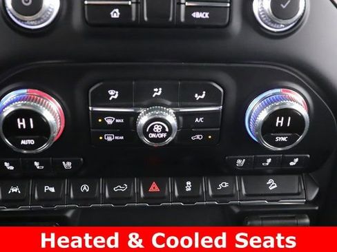 Used 2021 GMC Sierra 1500 AT4 w/ AT4 Value Package image 4