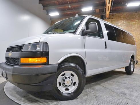 Used 2019 Chevrolet Express 3500 LS image 1