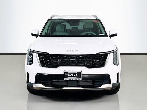 New 2026 Kia Sorento S image 2