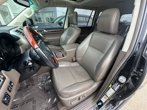 Used 2013 Lexus GX 460 Premium AWD/4WD image 22