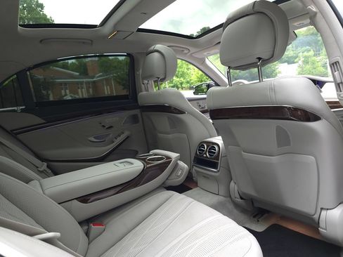 Used 2017 Mercedes-Benz S 63 AMG 4MATIC Sedan w/ Warmth & Comfort Package image 19