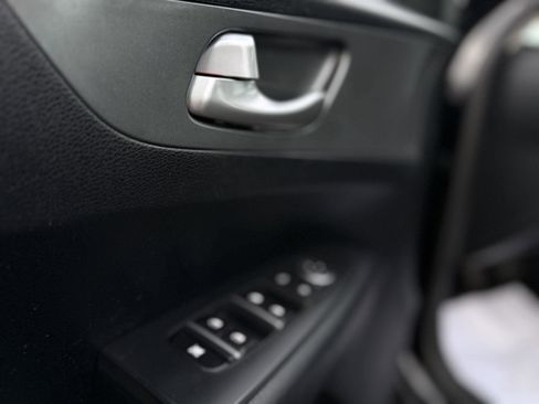 Used 2019 Kia Forte Sedan image 13