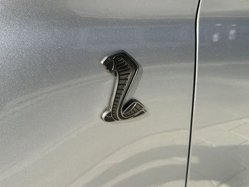 Used 2020 Ford Mustang Shelby GT500 w/ Technology Package image 9