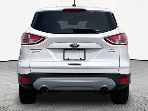 Used 2016 Ford Escape SE image 5