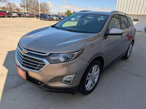 Used 2018 Chevrolet Equinox Premier image 38