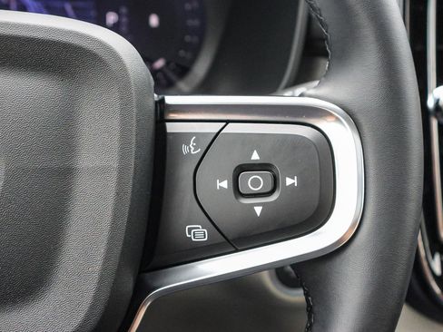 Used 2026 Volvo XC40 B5 Plus w/ Protection Package Premier image 35