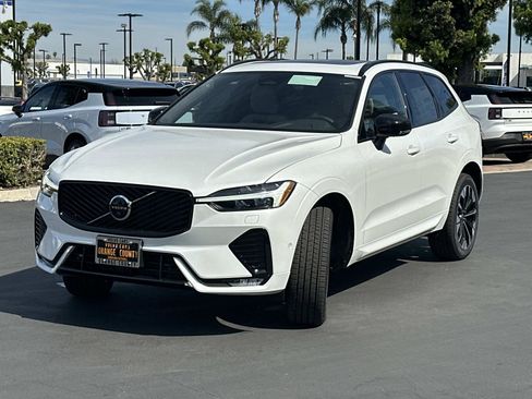 New 2026 Volvo XC60 B5 Plus w/ Protection Package Premier image 3
