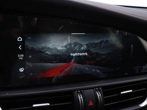 New 2025 Alfa Romeo Giulia AWD image 10